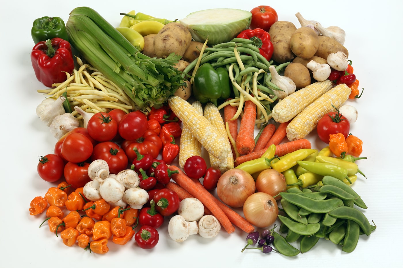 Farm-direct selling runs on weekly repeat orders, not one-time marketplace discovery · Photo: Unsplash